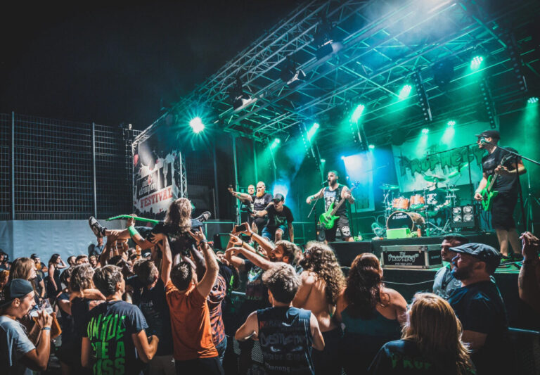 Metal-Band The Prophecy23