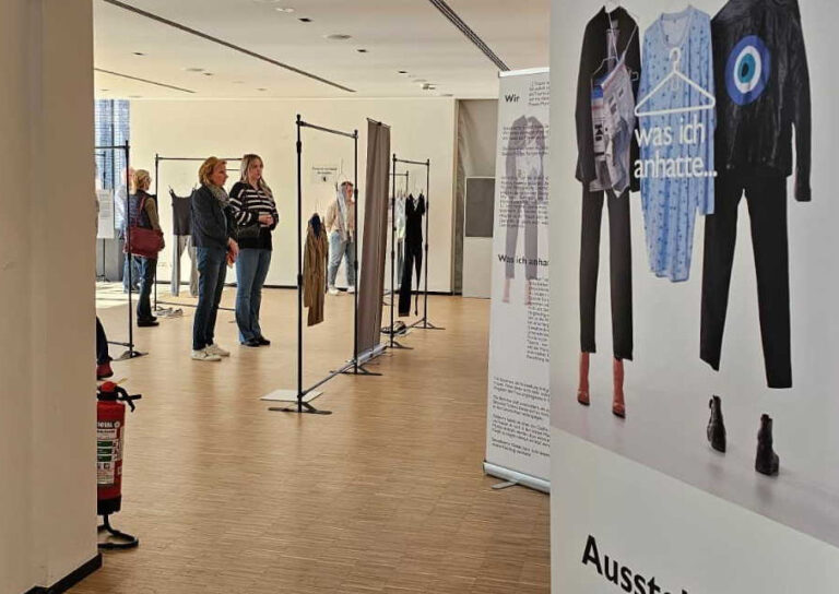 Ausstellung "Was ich anhatte"