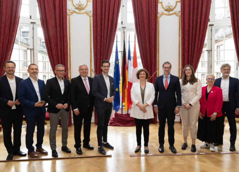 Der Oberrheinische Städterat im Rathaus Strasbourg