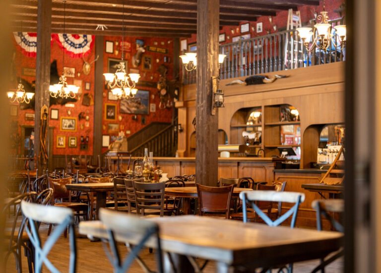 Saloon-Atmosphäre im Europa-Park