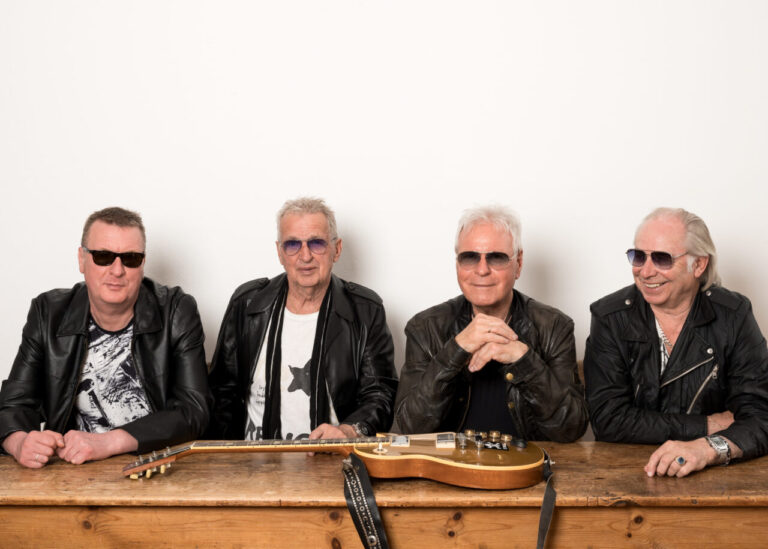 Die Band "The Rattles"