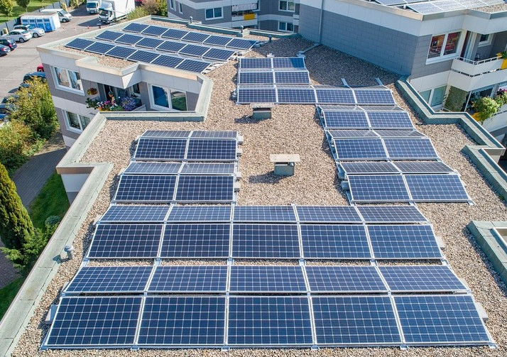 Solaranlage auf Gebäudedach