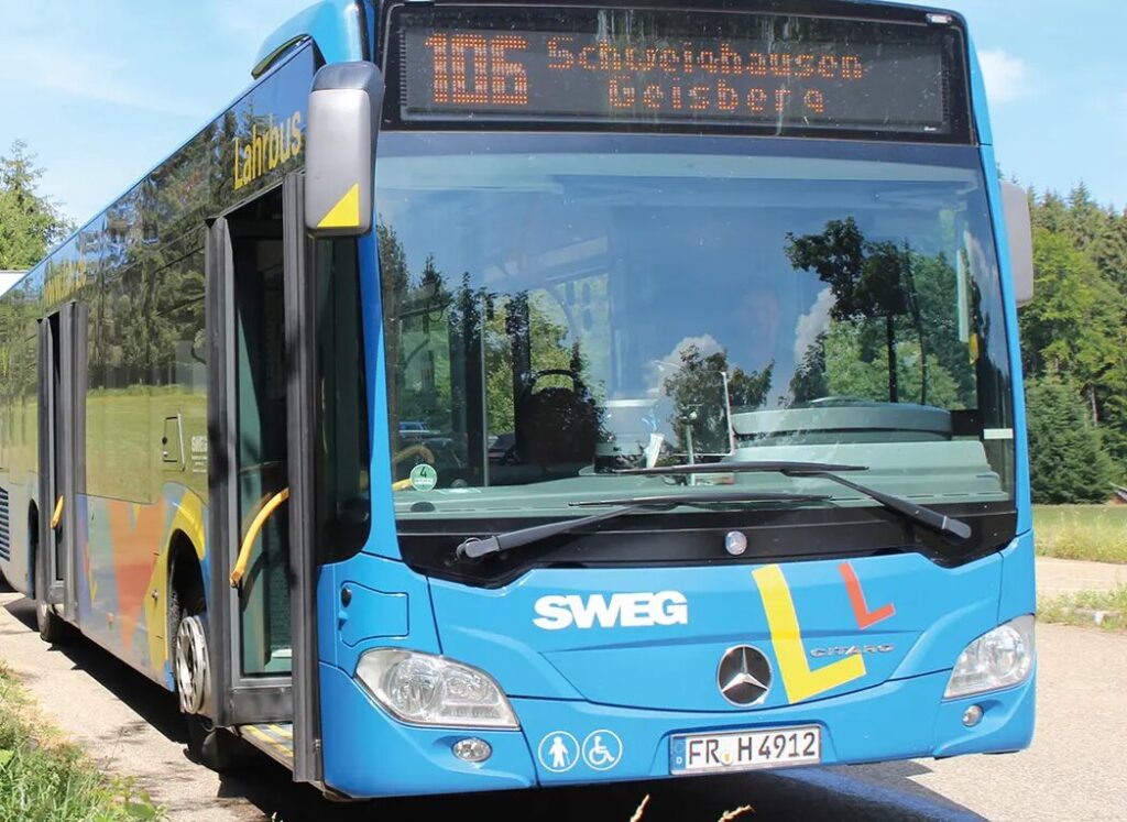 Vis-à-Vis-Bus bei Lahr