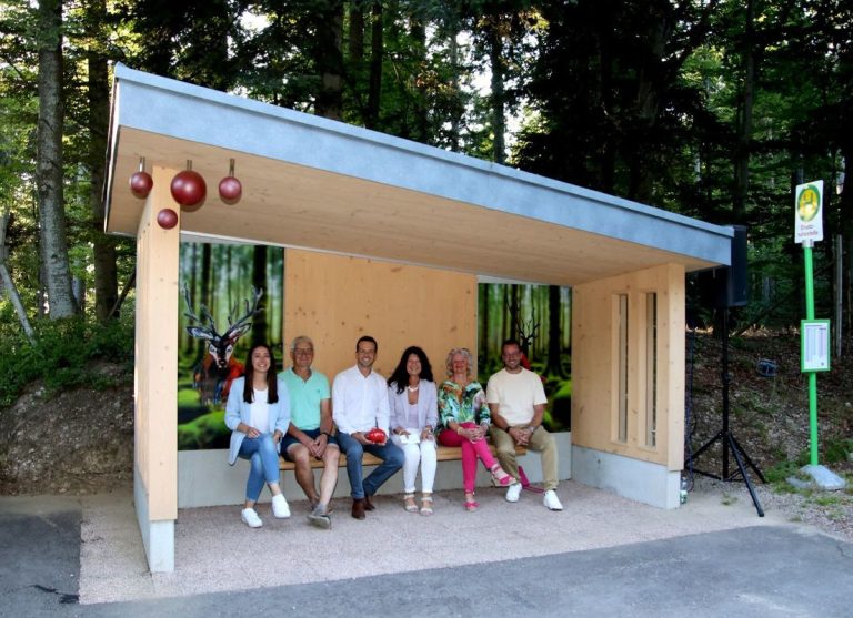 Buswartehäuschen Sasbachwalden