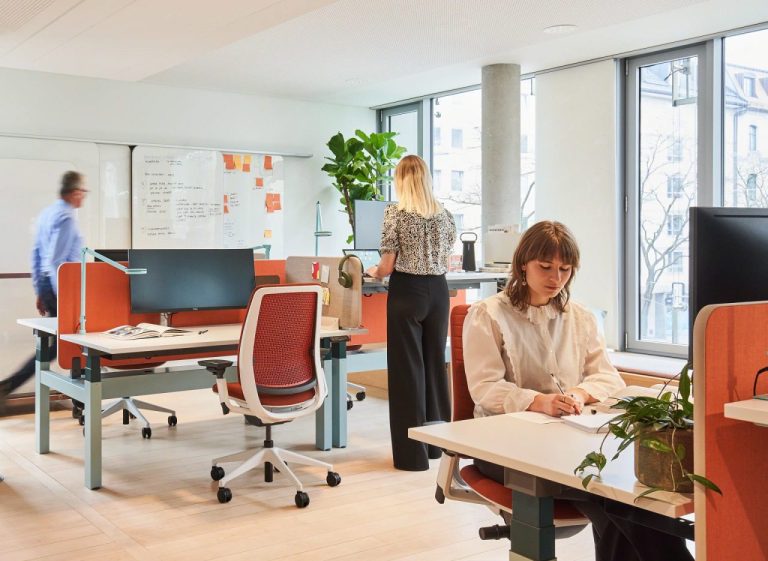 Modernes Büro Steelcase