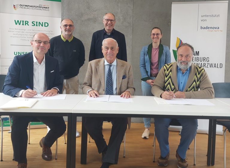Kooperationsvereinbarung Unterzeichnung