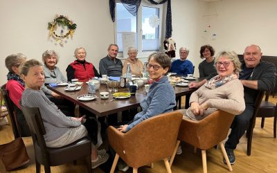 Ältere Menschen im Eckle 47